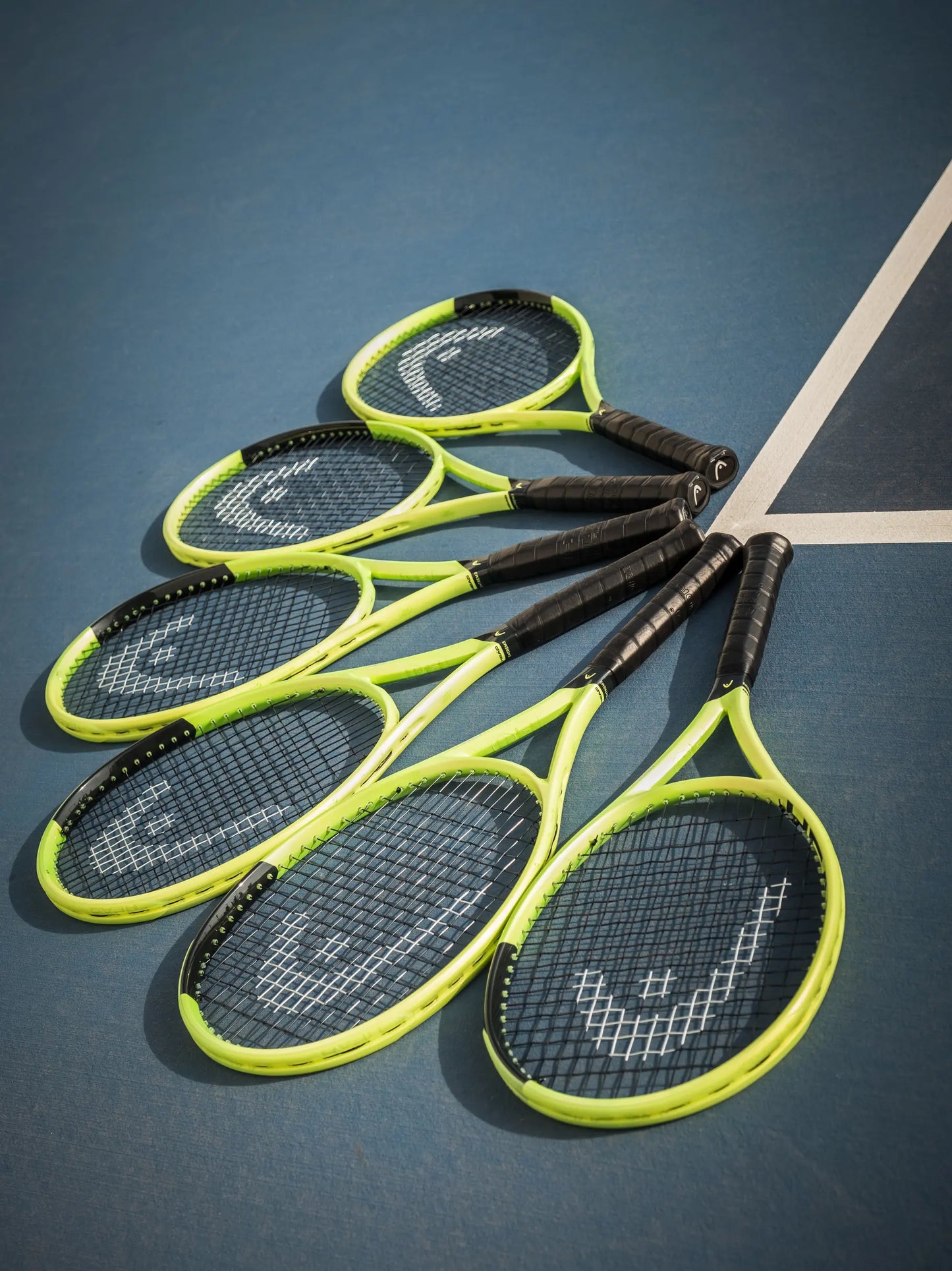 HEAD Extreme MP L Tennis Racquet